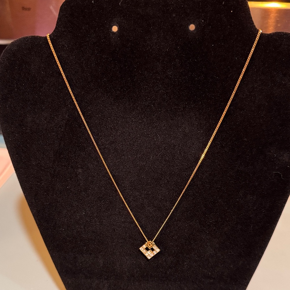 Vintage Givenchy Authentic Elegant Gold Pendant Necklace